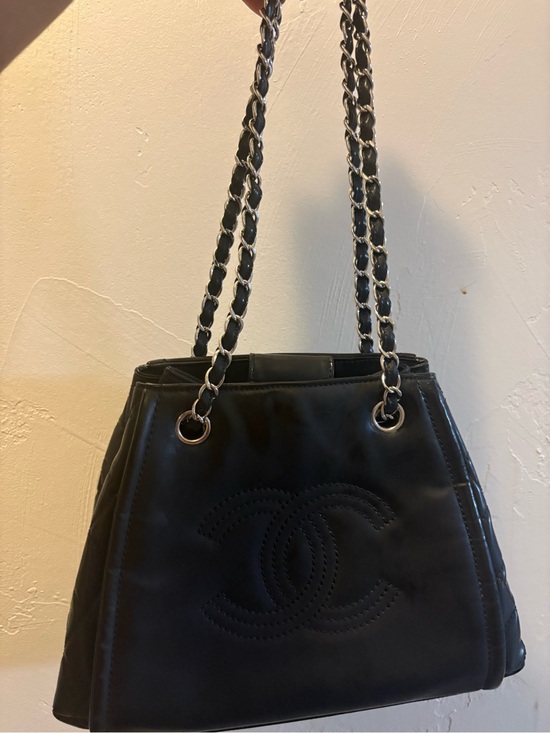 CHANEL Handbags - Chanel Vinyl Large Lipstick Ligne Accordion Tote Black